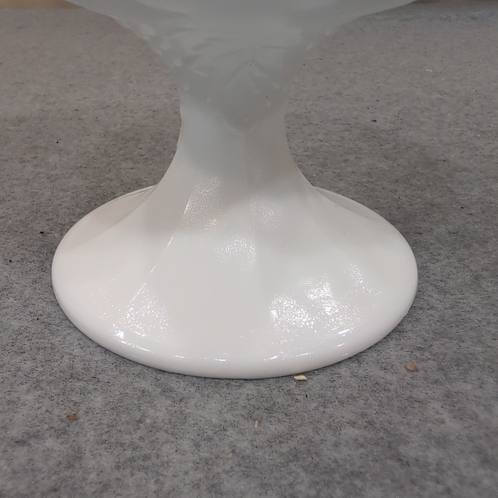 Vintage White Milk Glass Harvest Grape Pedestal Goblet Scalloped Rim - Picture 3 of 8